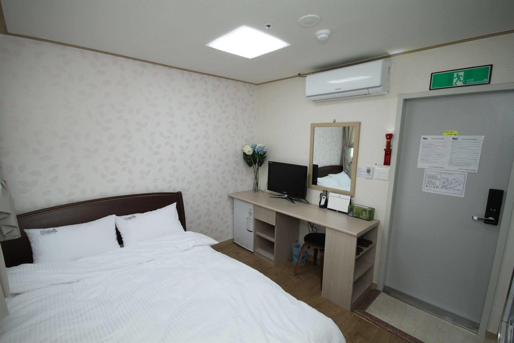 Albergue Boa Travel House Seúl Exterior foto